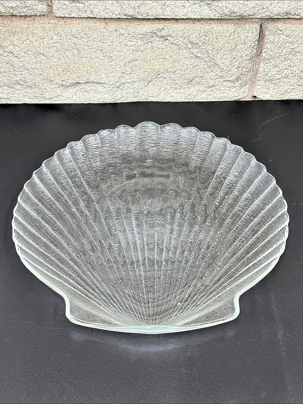 Vintage Clear Glass Scallop Shell Serving Platter / Seafood Tray 12.5 x 13 in
